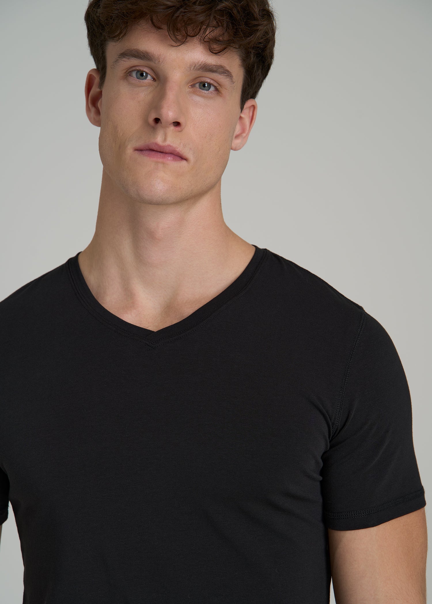 The Essential Slim Fit V-Neck Tee for Tall Men in Black