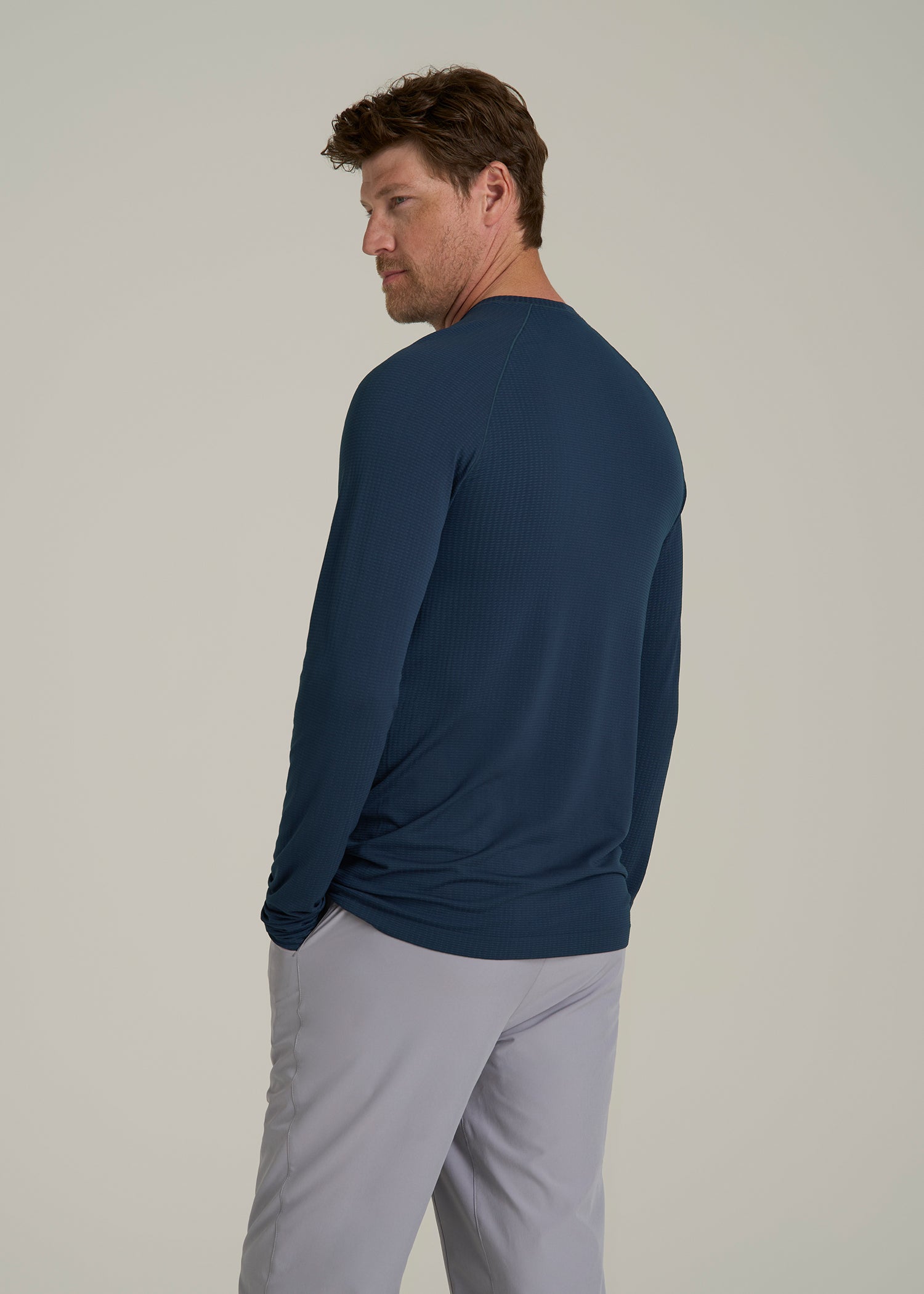 Long Sleeve Vented Performance Top for Tall Men in Navy Blue