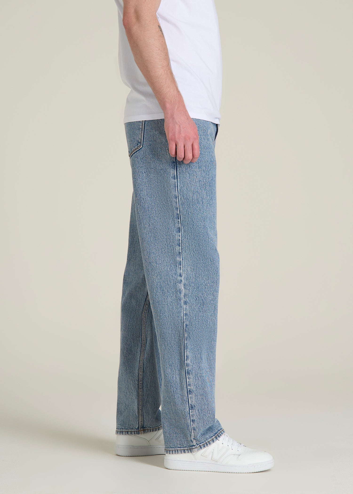 Loose Fit Jeans for Tall Men in Perfect Blue