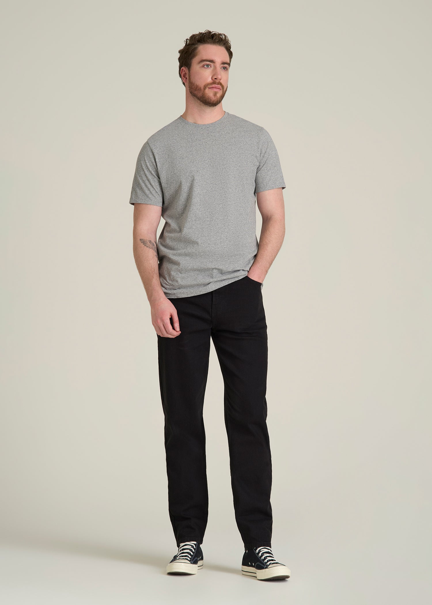 MILO Relaxed Tapered Fit Jeans for Tall Men in Optimum Black
