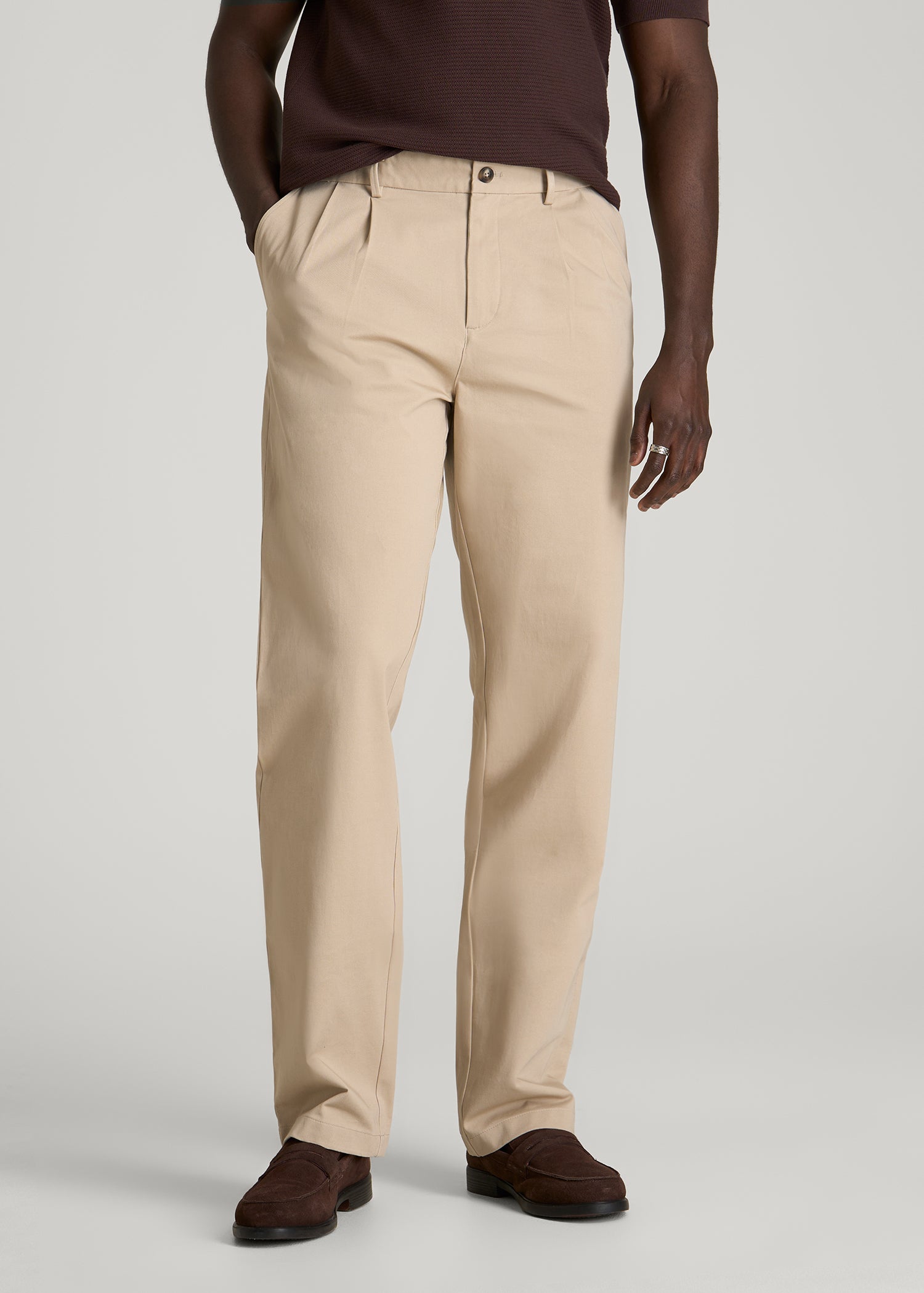 Stretch Commuter Pleated Chinos for Tall Men in Warm Taupe