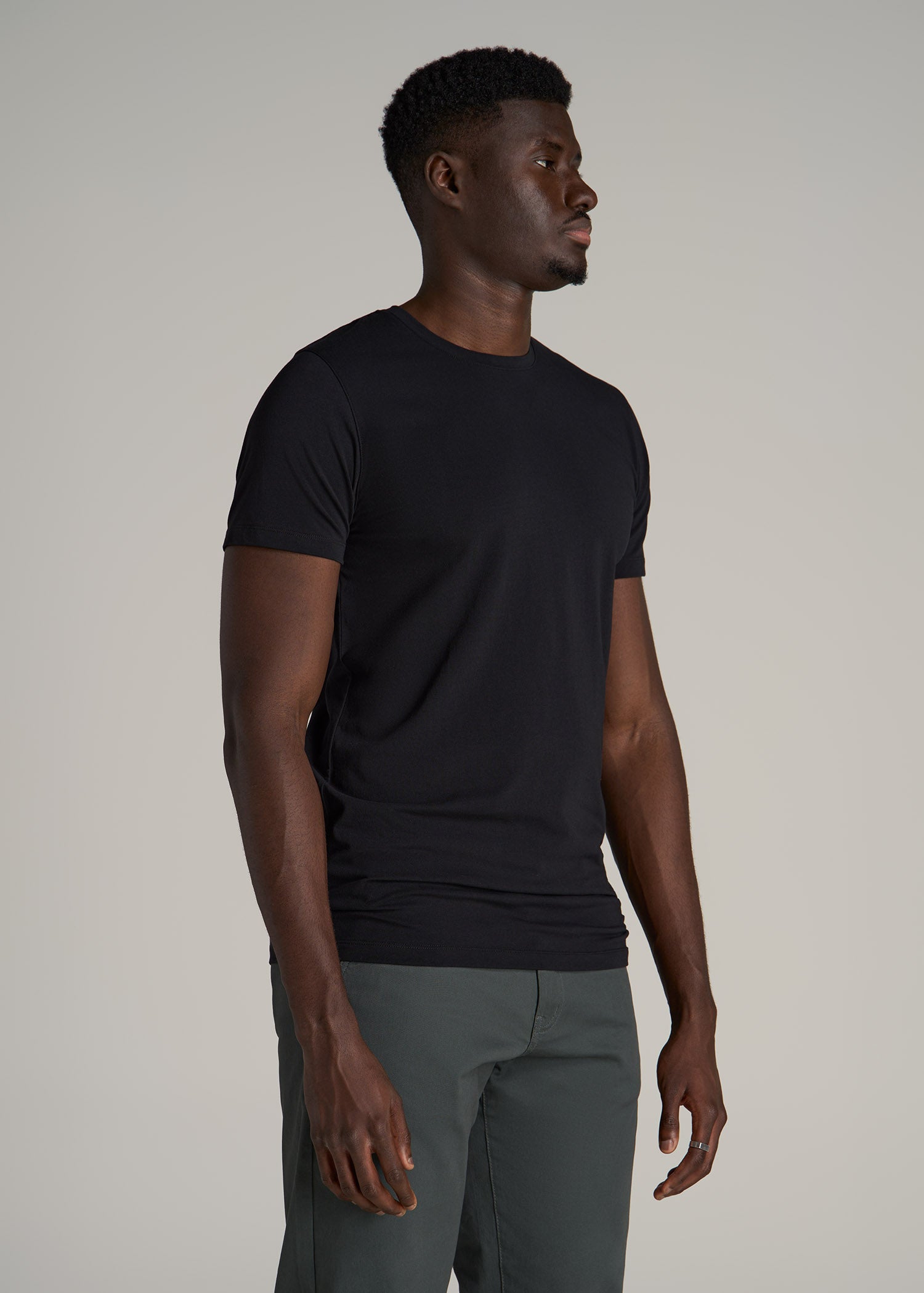 The Essential Modern Fit Crewneck Tee for Tall Men in Black